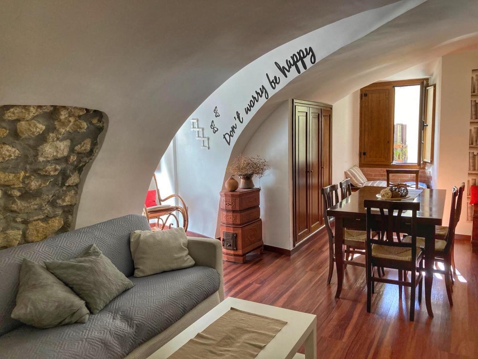 B&B Chiostro San Marco タルクイーニア エクステリア 写真