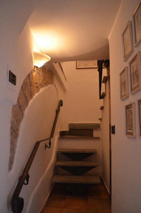 B&B Chiostro San Marco タルクイーニア エクステリア 写真